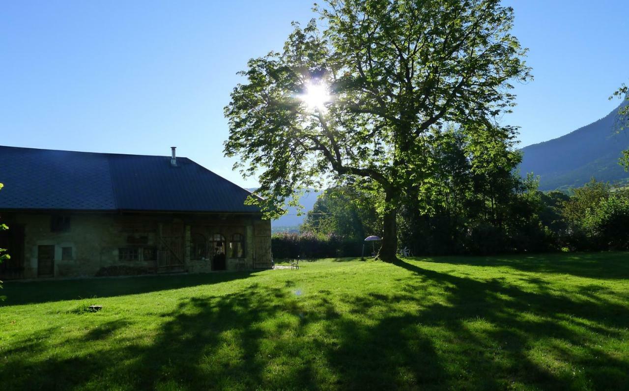 Le Pre Aux Clercs Hotel Trévignin Exterior foto