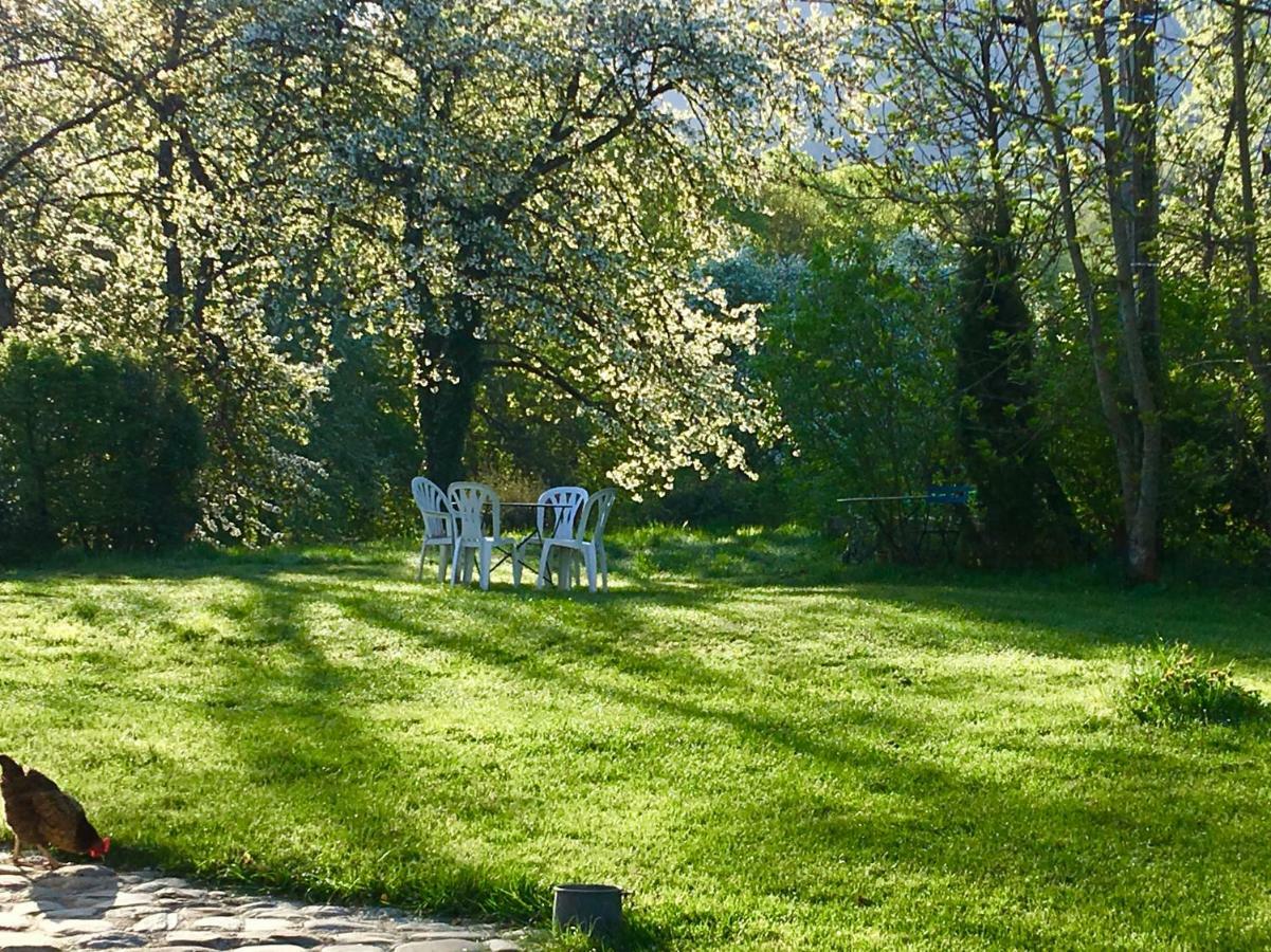 Le Pre Aux Clercs Hotel Trévignin Exterior foto